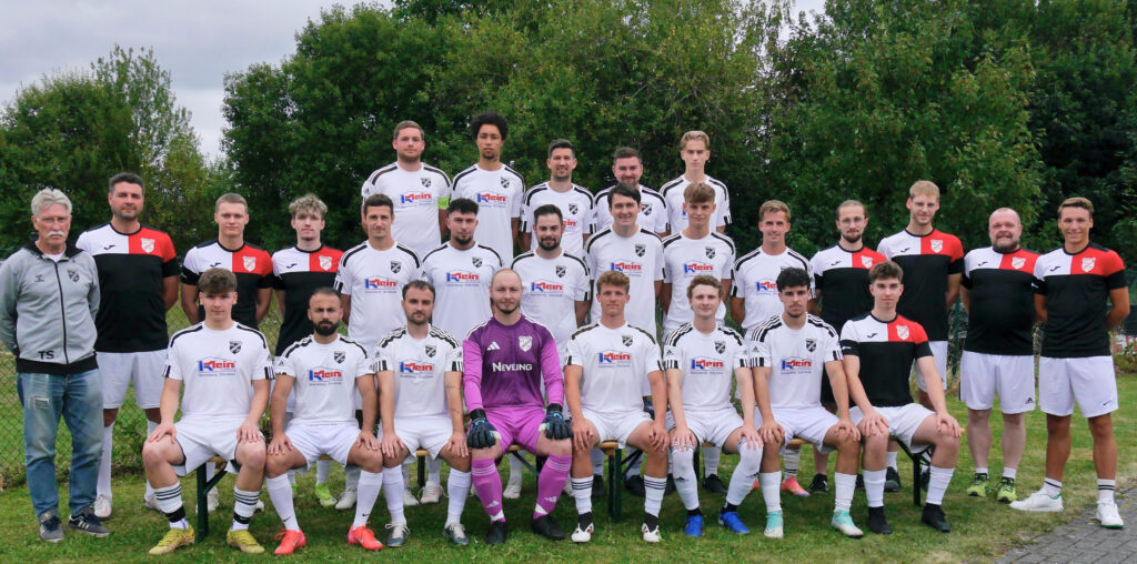 Herren 1- 25/26